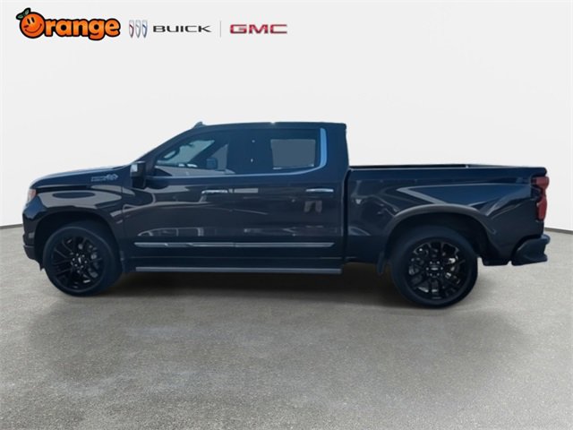 Used 2023 Chevrolet Silverado 1500 High Country w/ Technology Package image 7