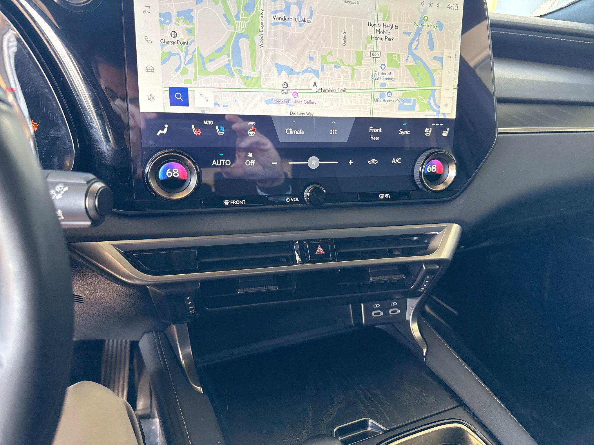 Used 2023 Lexus RX 350h image 12