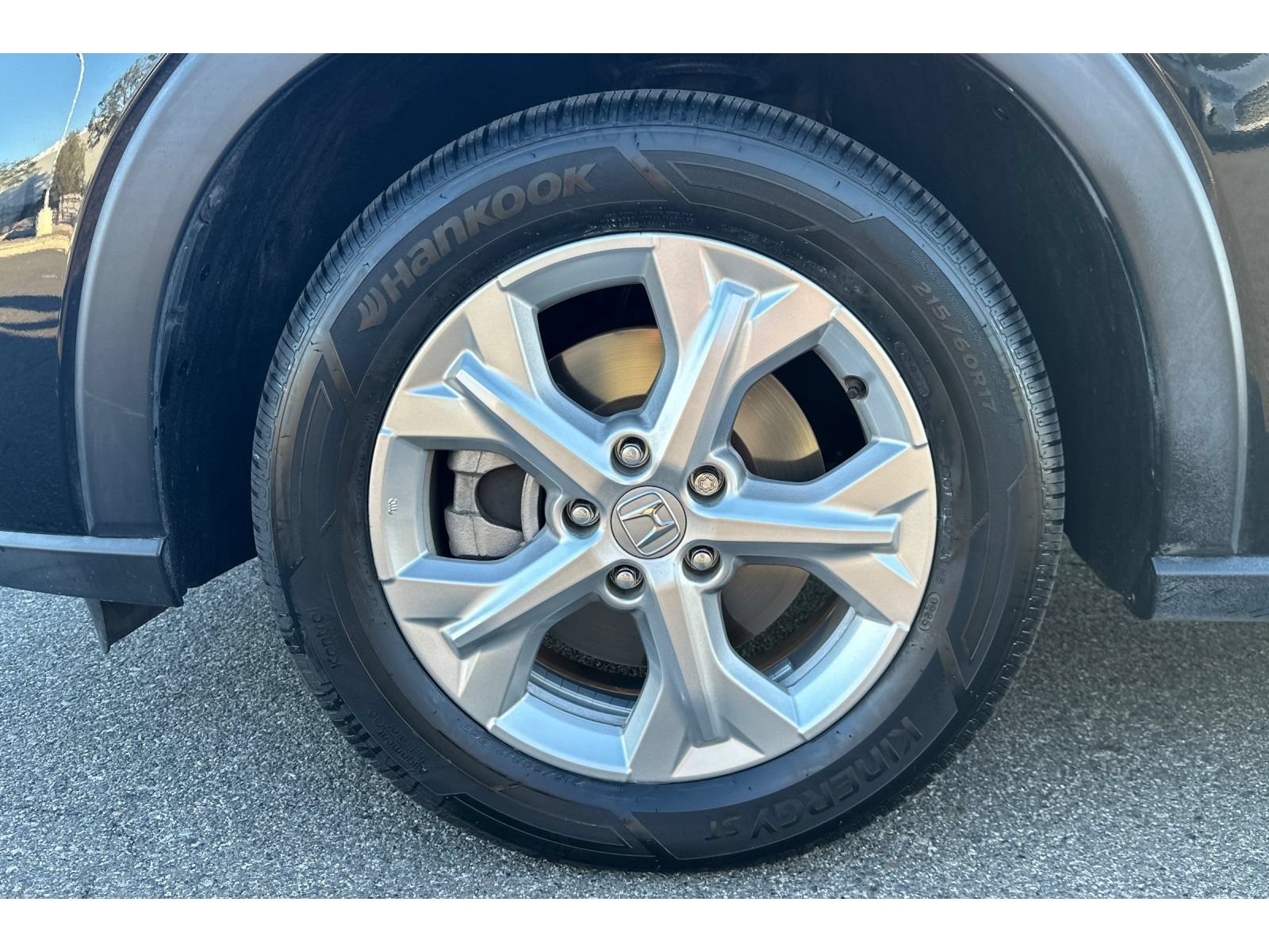 Used 2024 Honda HR-V LX image 46