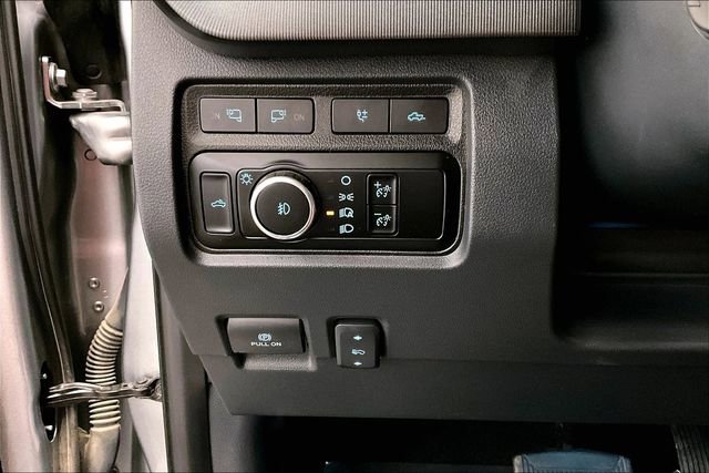 Used 2024 Ford F450 Platinum w/ FX4 Off-Road Package AWD/4WD image 39