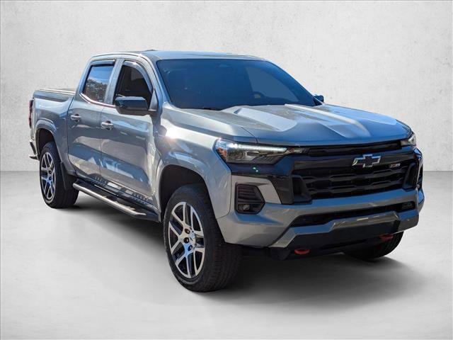 Used 2023 Chevrolet Colorado Z71 w/ Z71 Convenience Package 2 image 3