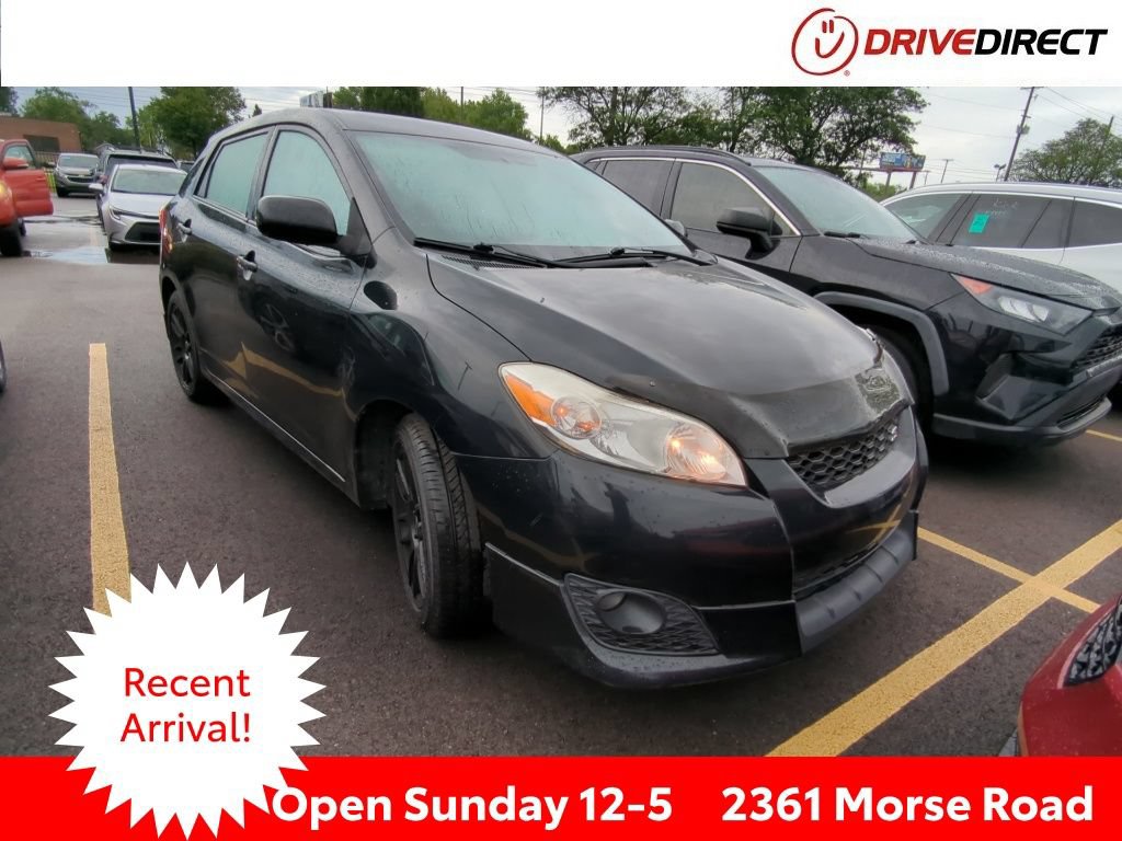 Used 2009 Toyota Matrix S FWD image 1