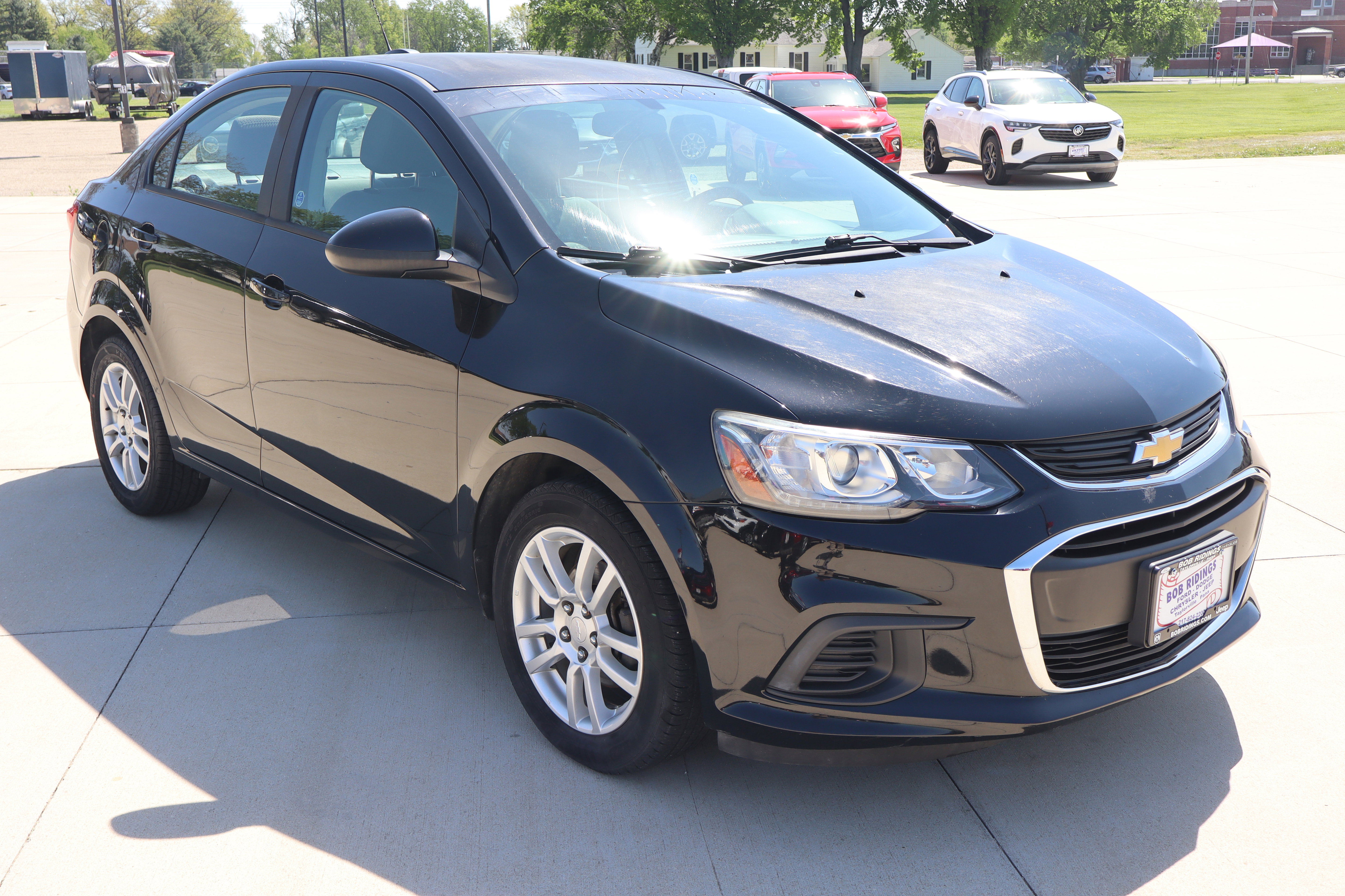 Used 2017 Chevrolet Sonic LS image 3