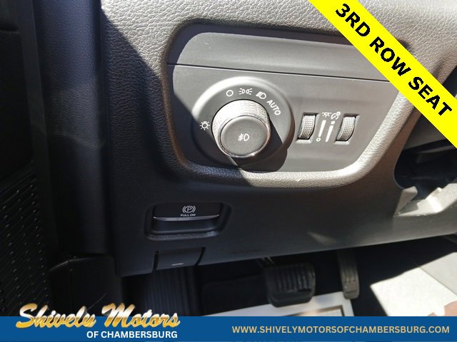 Used 2023 Jeep Grand Cherokee L Limited image 43
