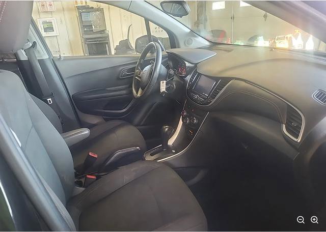 Used 2021 Chevrolet Trax LS w/ Tint and Cruise Package image 3