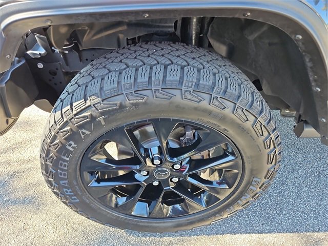 Used 2024 Jeep Gladiator Sport image 22