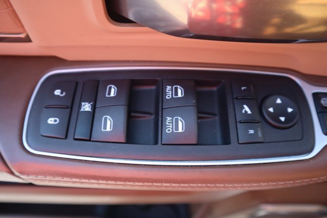 Used 2024 RAM 3500 Limited image 7