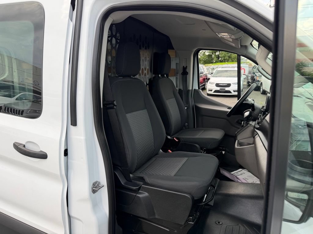 Used 2025 Ford Transit 250 Low Roof w/ Exterior Upgrade Package RWD image 14