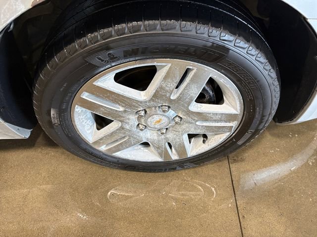 Used 2011 Chevrolet Impala LT w/ Luxury Edition Package image 19