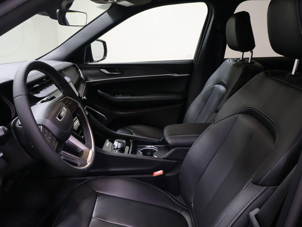 New 2026 Jeep Grand Cherokee Limited AWD/4WD image 10