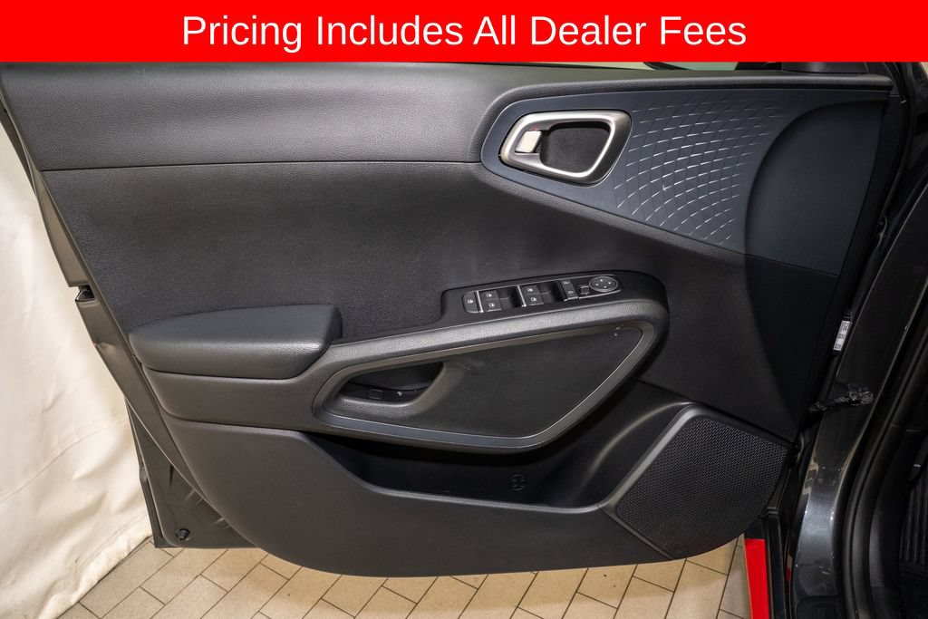 Used 2020 Kia Soul GT-Line w/ GT 2.0L Power Sunroof Package FWD image 12