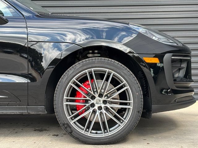 Certified 2026 Porsche Macan S AWD/4WD image 11