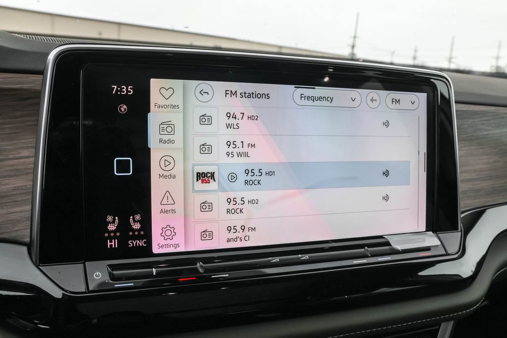 New 2026 Volkswagen Atlas SEL image 30