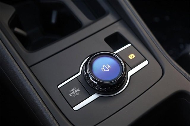 New 2025 Volkswagen Tiguan SE image 16