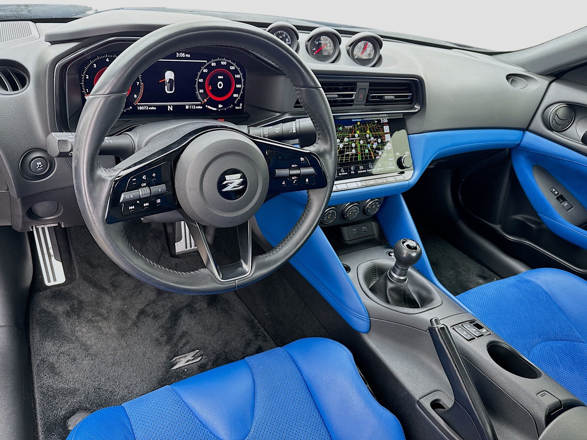 Used 2023 Nissan Z w/ Floor Mat Package (L93) RWD image 14