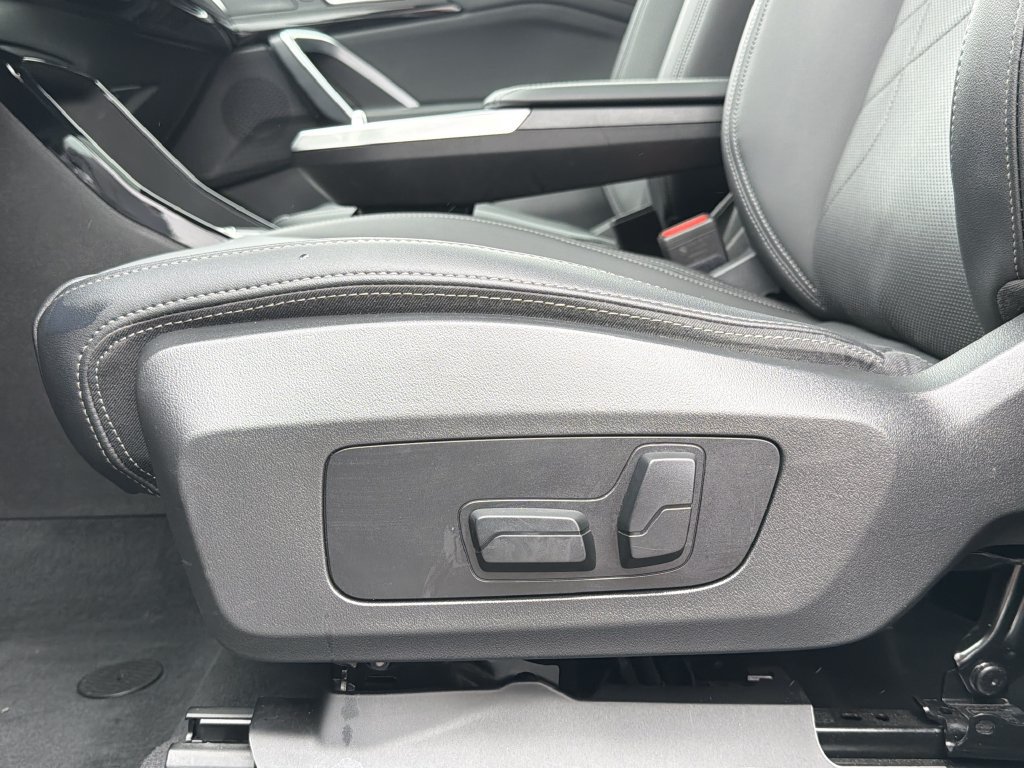 Used 2025 BMW X1 xDrive28i AWD/4WD image 22
