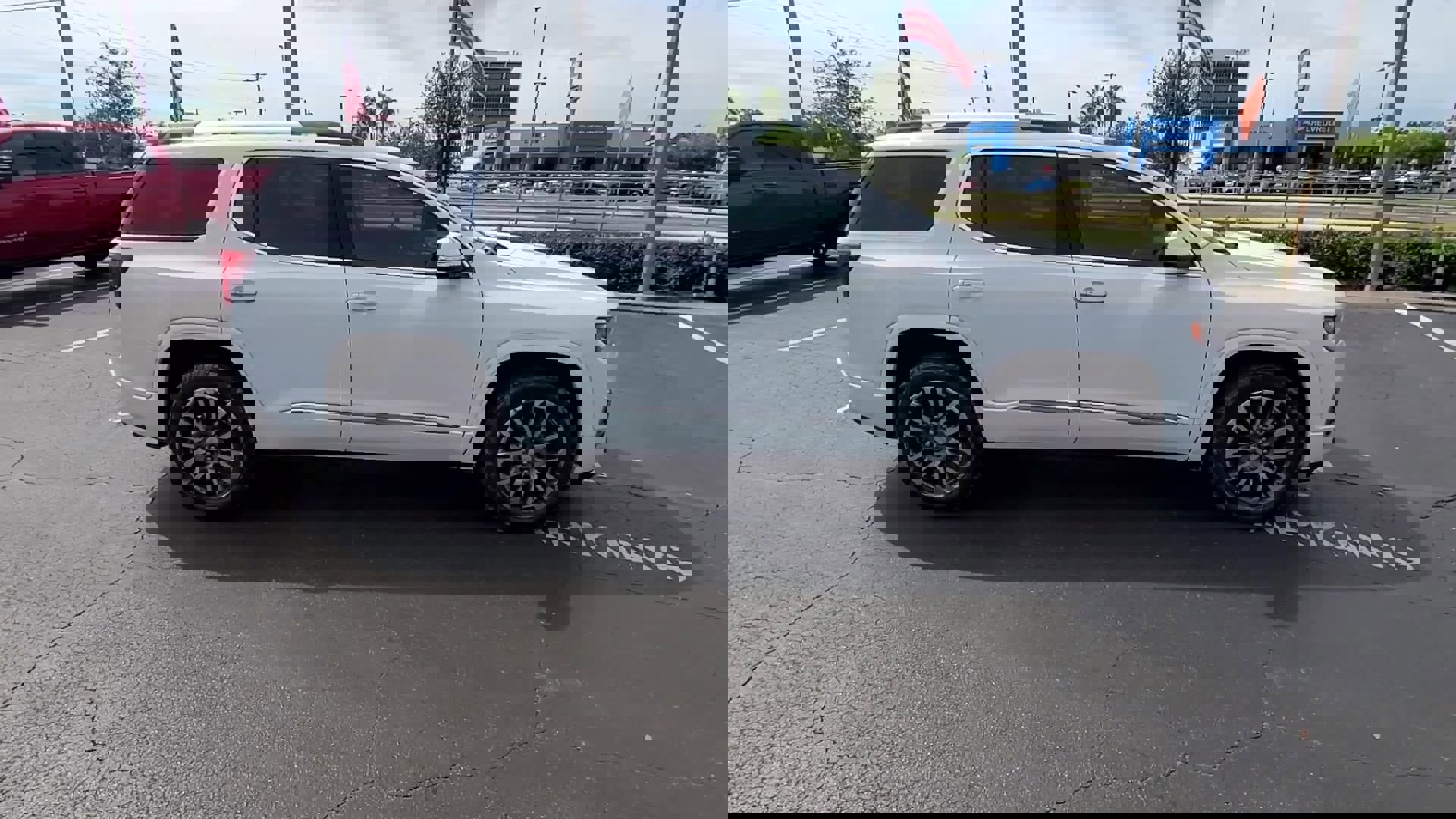 Used 2021 GMC Acadia Denali w/ Denali Technology Package image 50