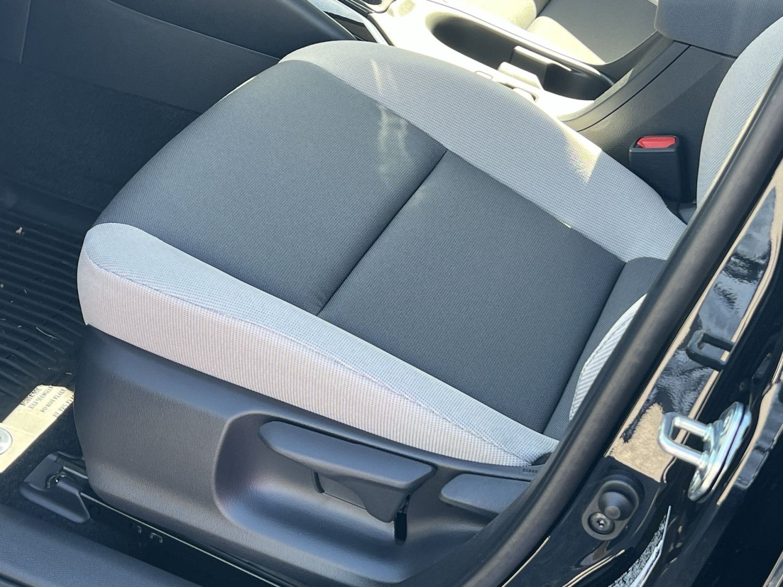 New 2026 Toyota Corolla LE FWD image 8