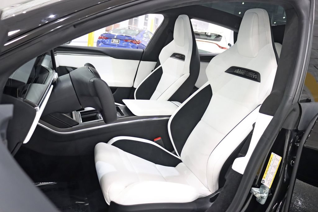 Used 2024 Tesla Model S Plaid AWD/4WD image 30