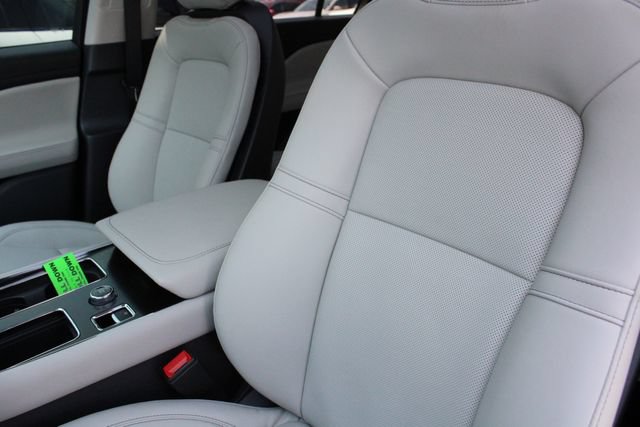 New 2026 Lincoln Aviator AWD image 6
