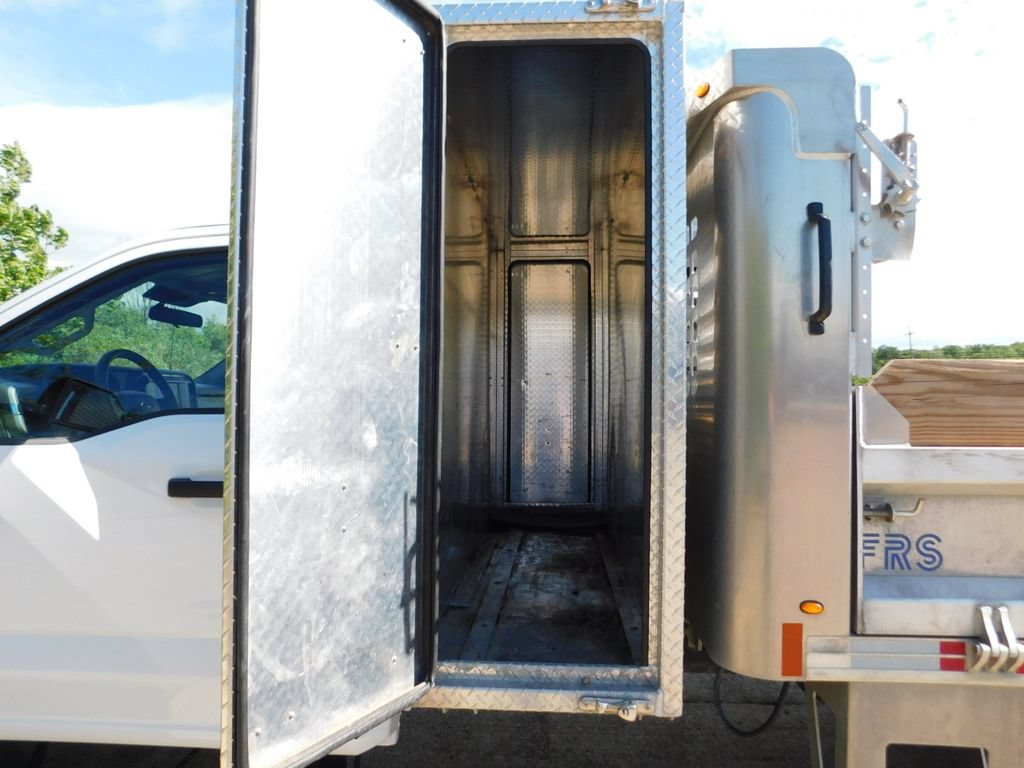 Used 2023 Ford F550 4x4 Regular Cab Super Duty image 28
