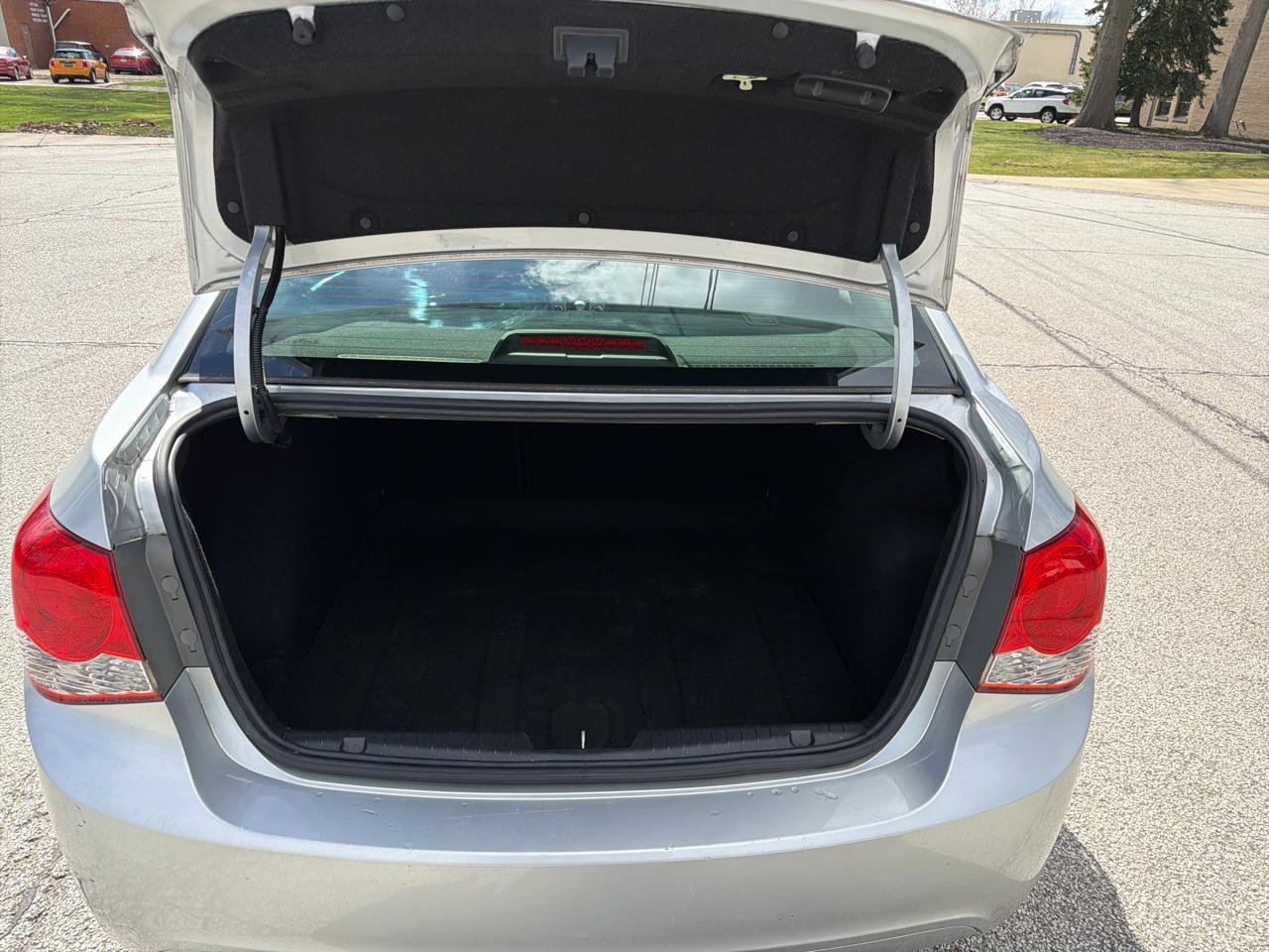 Used 2012 Chevrolet Cruze LT image 19