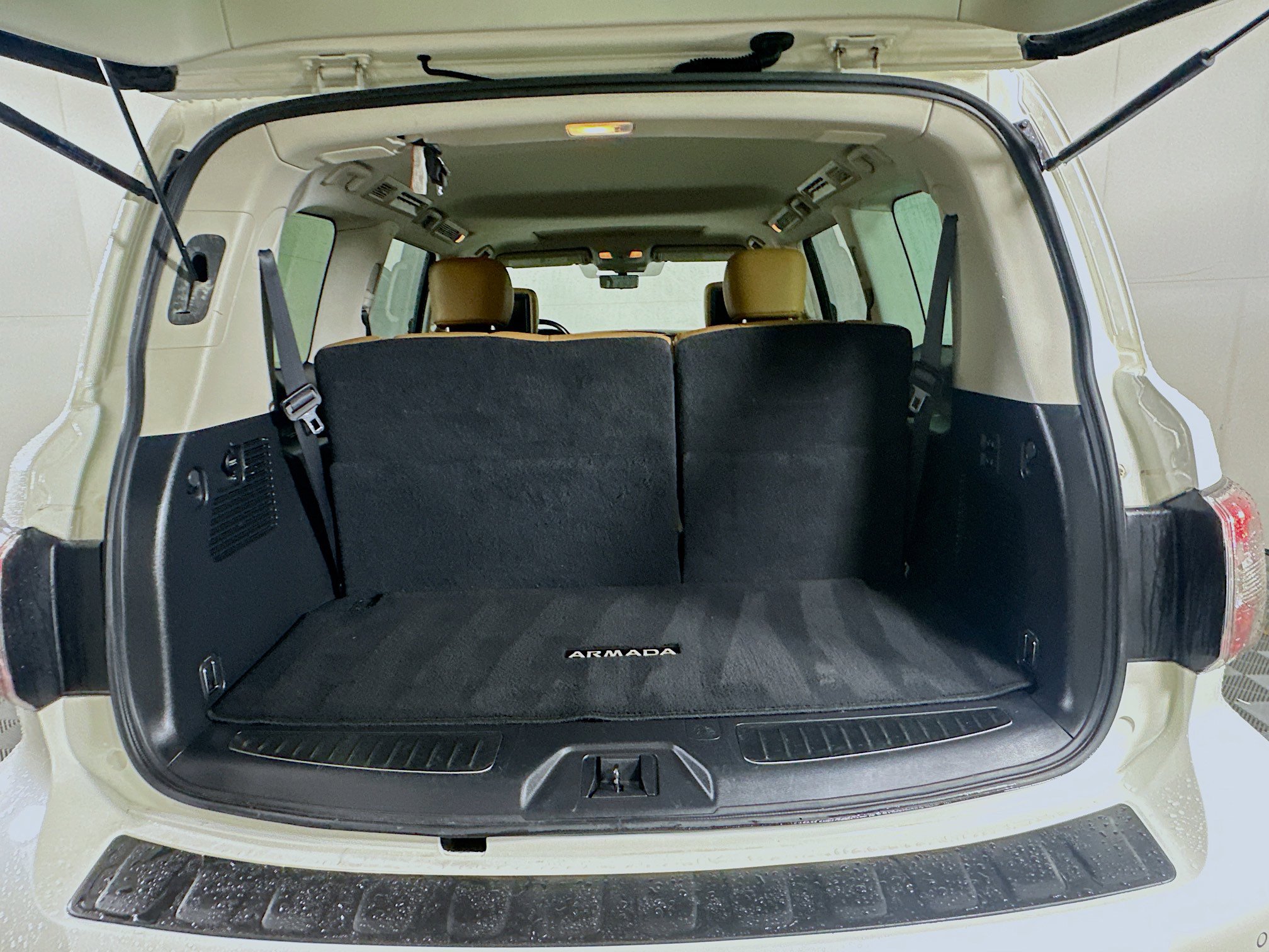 Used 2018 Nissan Armada Platinum w/ Captain Seat Package image 31