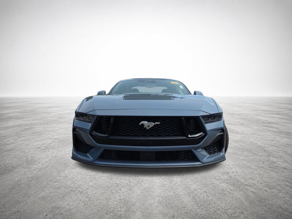 Used 2025 Ford Mustang GT Premium RWD image 3