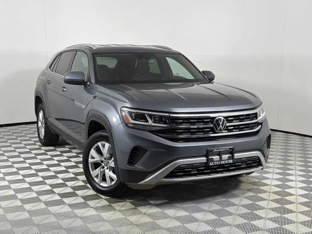 Used 2020 Volkswagen Atlas Cross Sport S FWD image 2