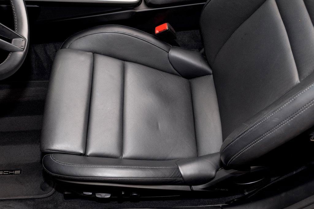 Used 2024 Porsche 911 Carrera S image 19