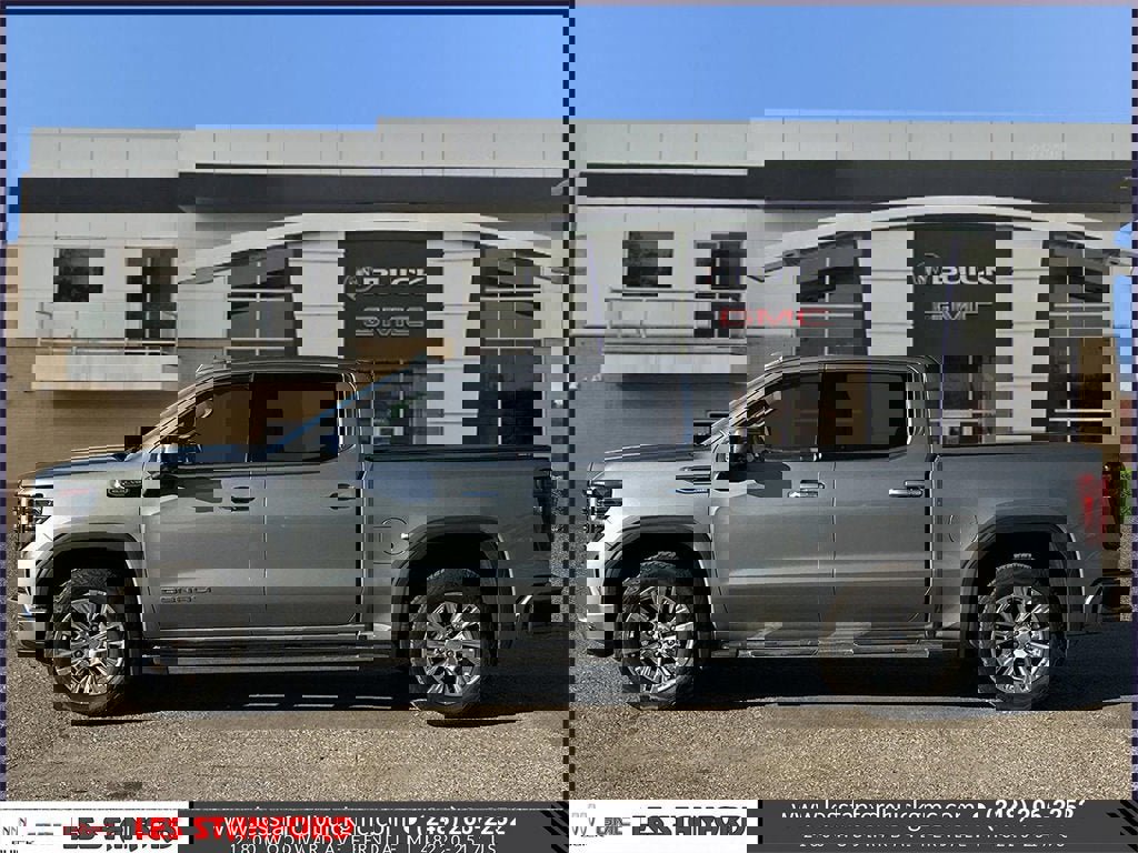 Used 2024 GMC Sierra 1500 Denali w/ Technology Package image 2