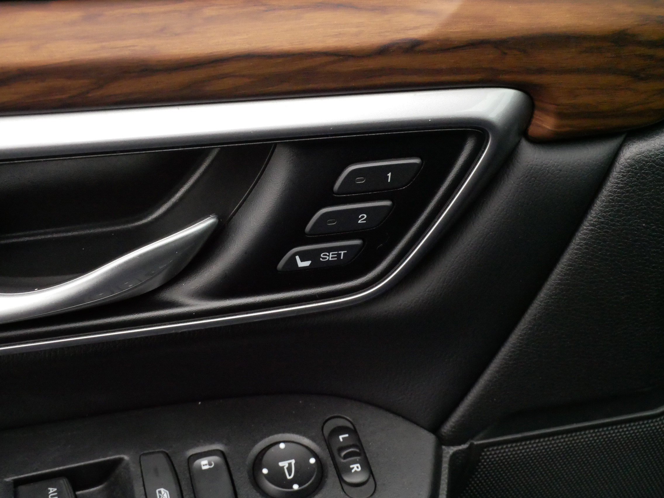 Used 2021 Honda CR-V EX-L image 19