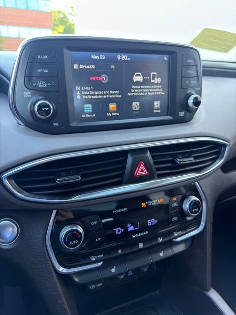Used 2020 Hyundai Santa Fe SEL w/ Convenience + Premium Package AWD/4WD image 13