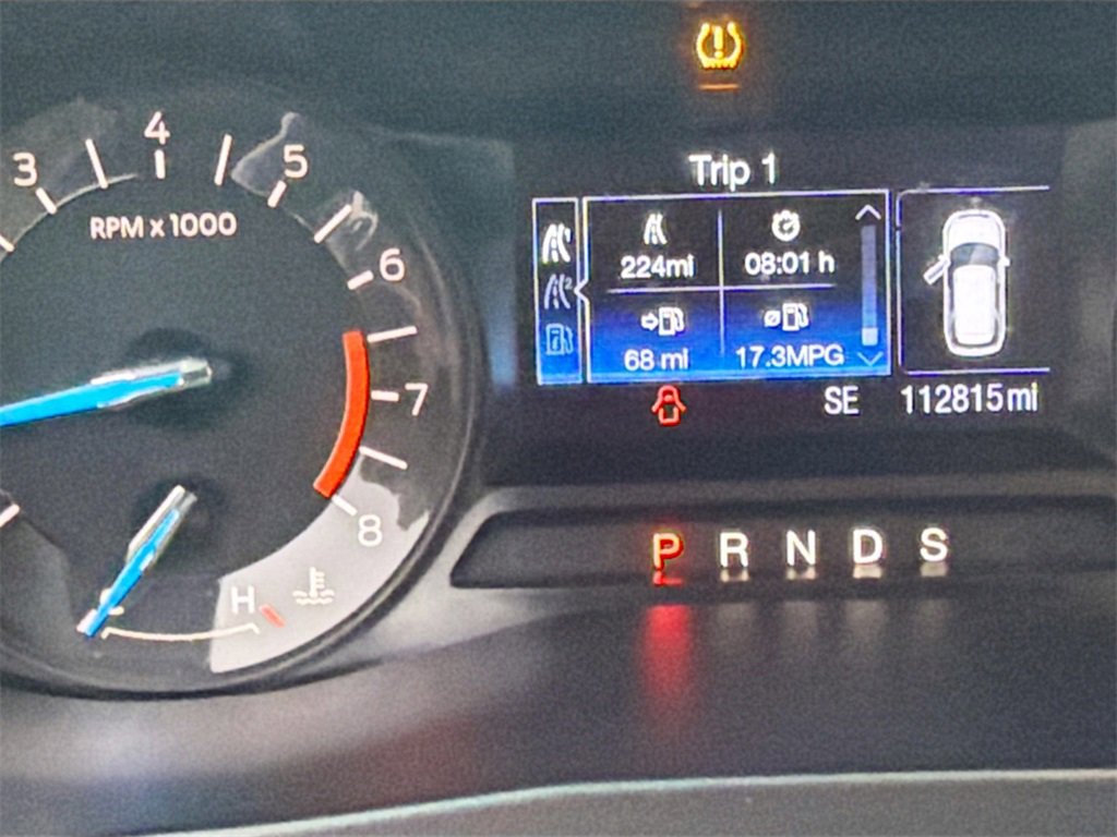 Used 2016 Ford Explorer XLT image 12