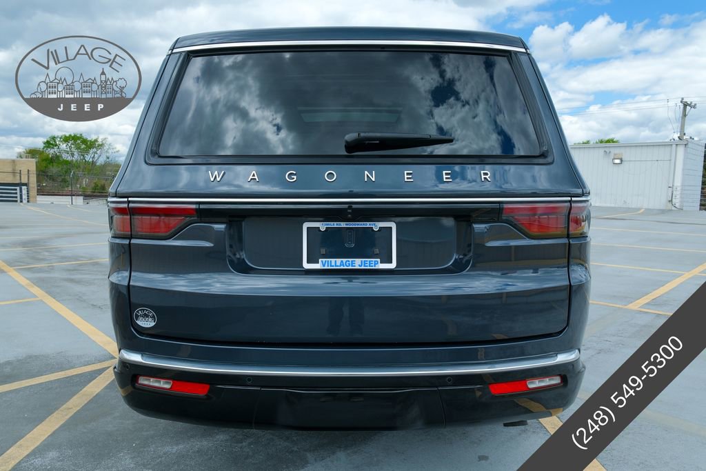 Used 2024 Jeep Wagoneer 4WD w/ Premium Group I image 4