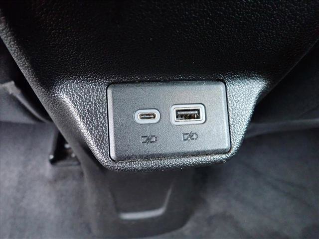 Used 2023 Chevrolet Bolt EUV LT w/ Comfort Package image 10