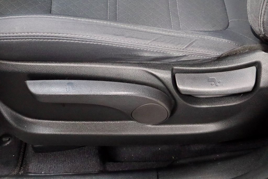 Used 2019 Kia Sorento LX image 23