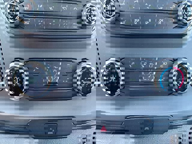 New 2025 Ford Transit 250 148 Medium Roof image 18