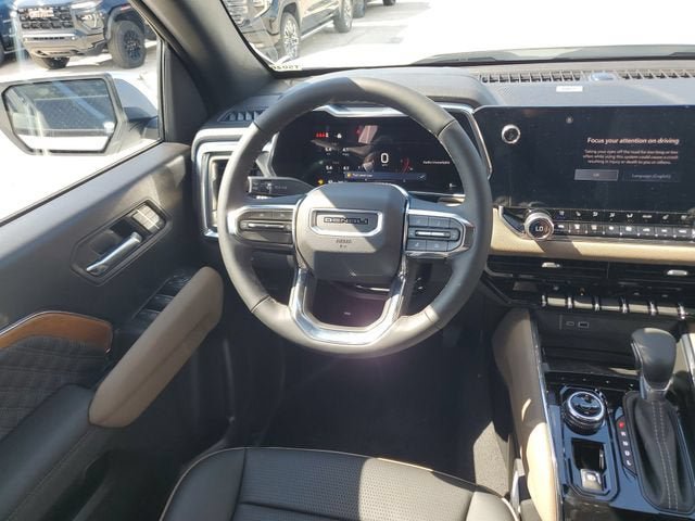 New 2026 GMC Canyon Denali AWD/4WD image 13