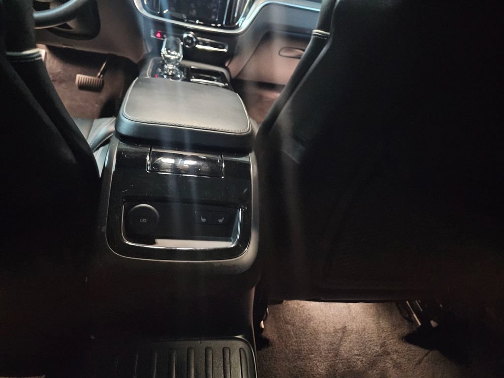 Certified 2023 Volvo V60 T8 Polestar AWD/4WD image 14