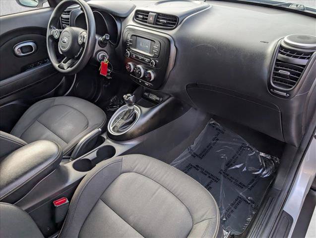Used 2016 Kia Soul + FWD image 19