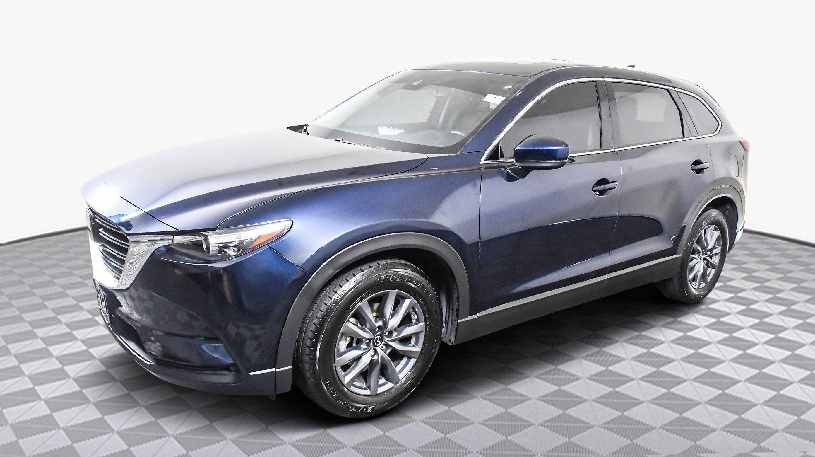 Used 2023 MAZDA CX-9 Touring image 4