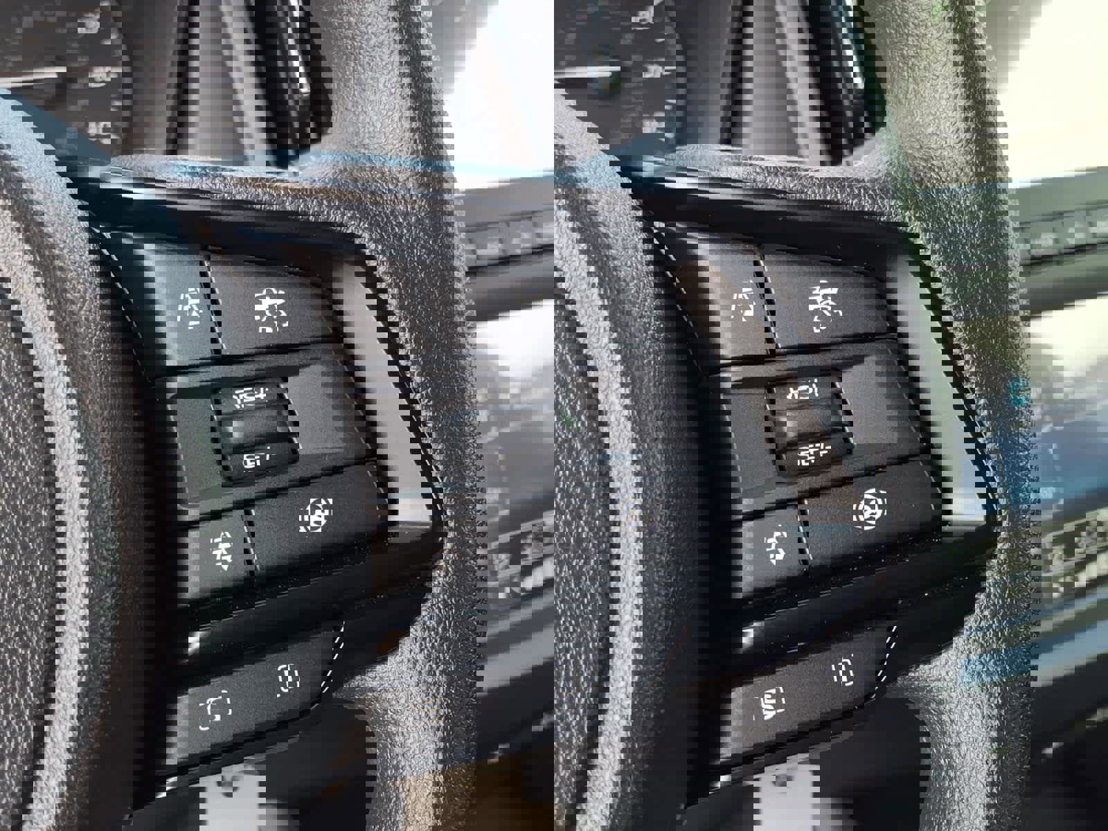 Certified 2025 Subaru Forester w/ Convenience Package #1 image 40