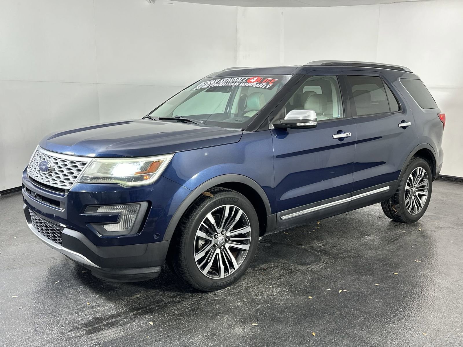 Used 2016 Ford Explorer Platinum image 6