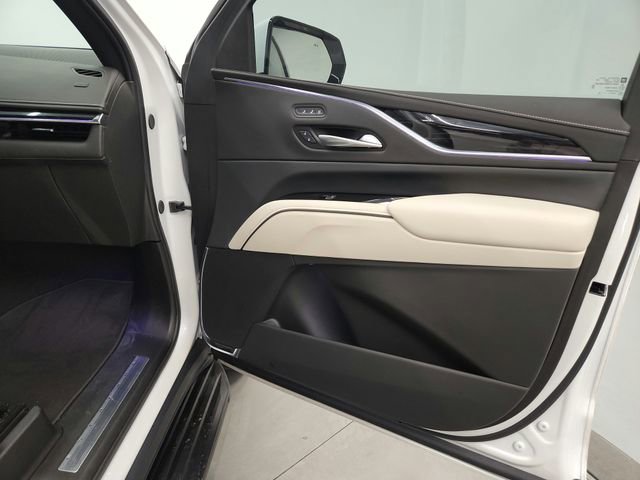 Used 2024 Cadillac Escalade Sport RWD image 45