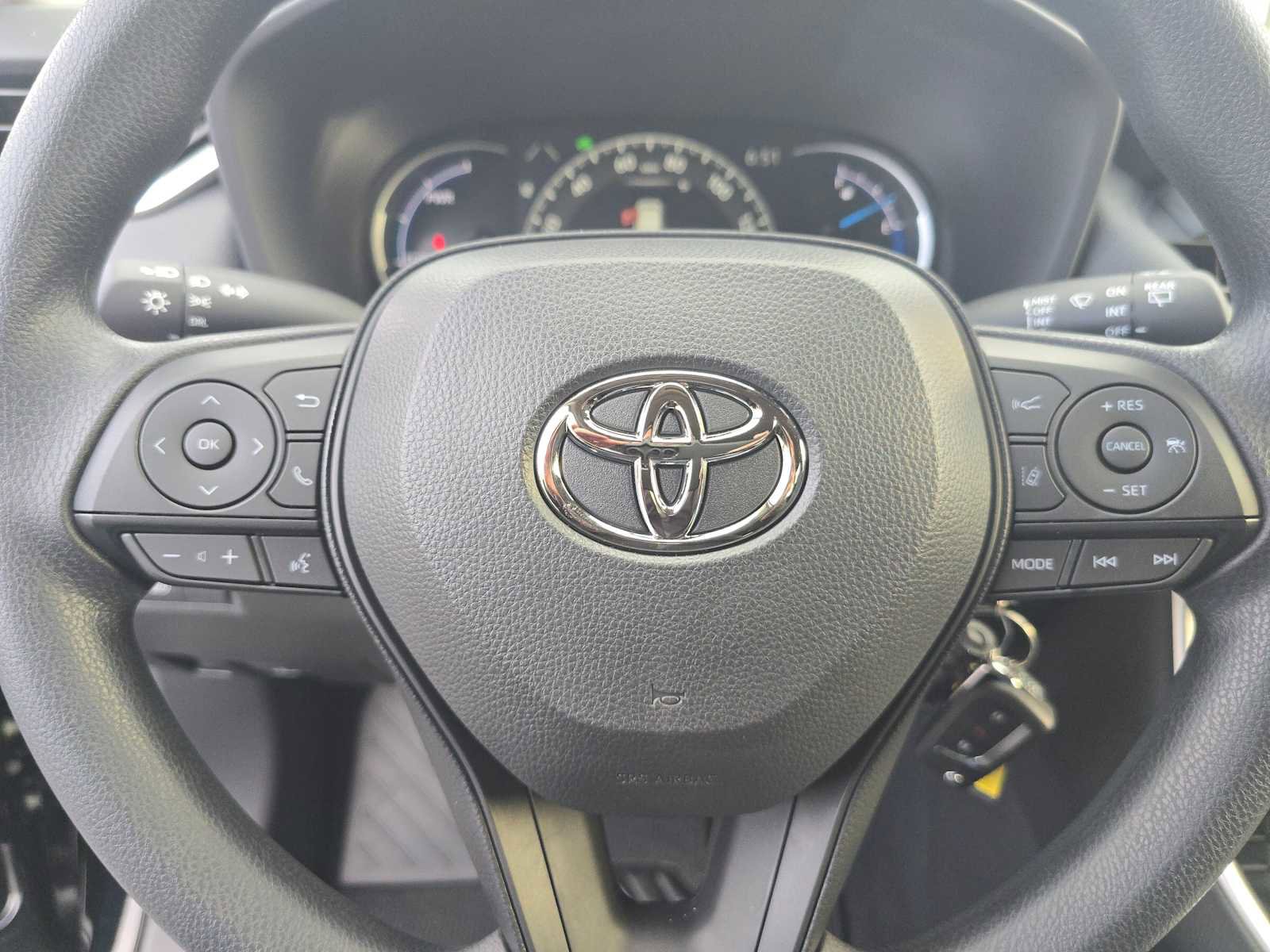 Certified 2025 Toyota RAV4 LE image 24