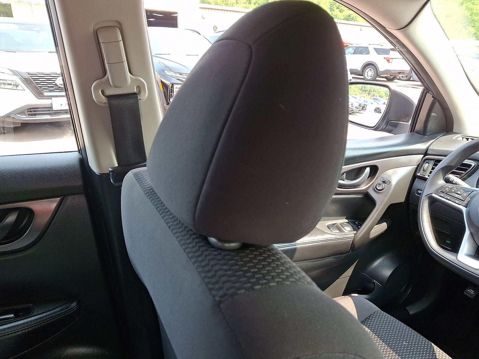 Used 2019 Nissan Rogue Sport S AWD/4WD image 13