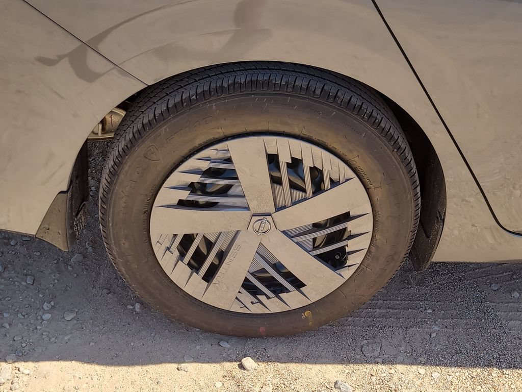 New 2027 Nissan Sentra S w/ Floor Mat Package FWD image 6