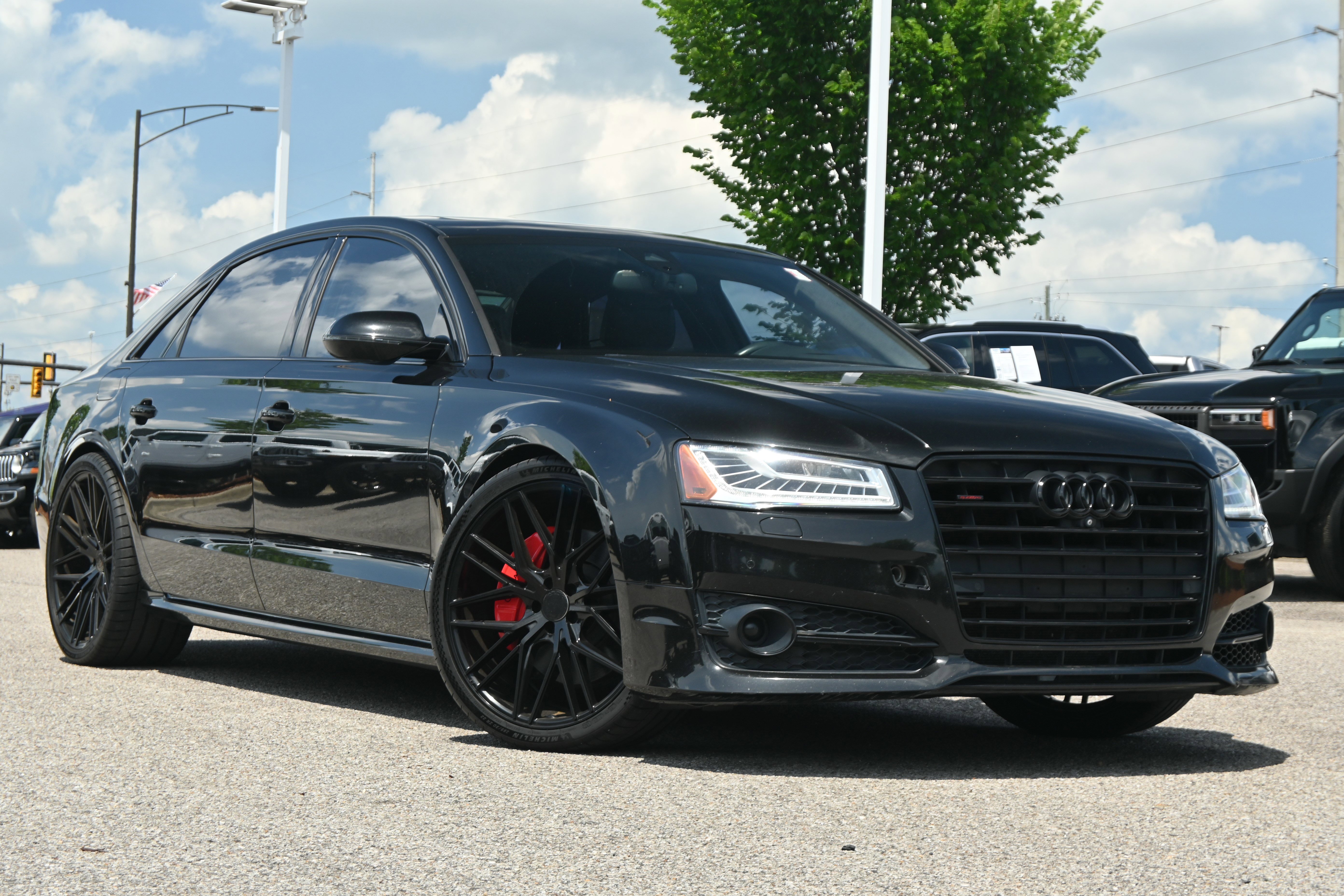 Used 2017 Audi A8 L 4.0T AWD/4WD image 2