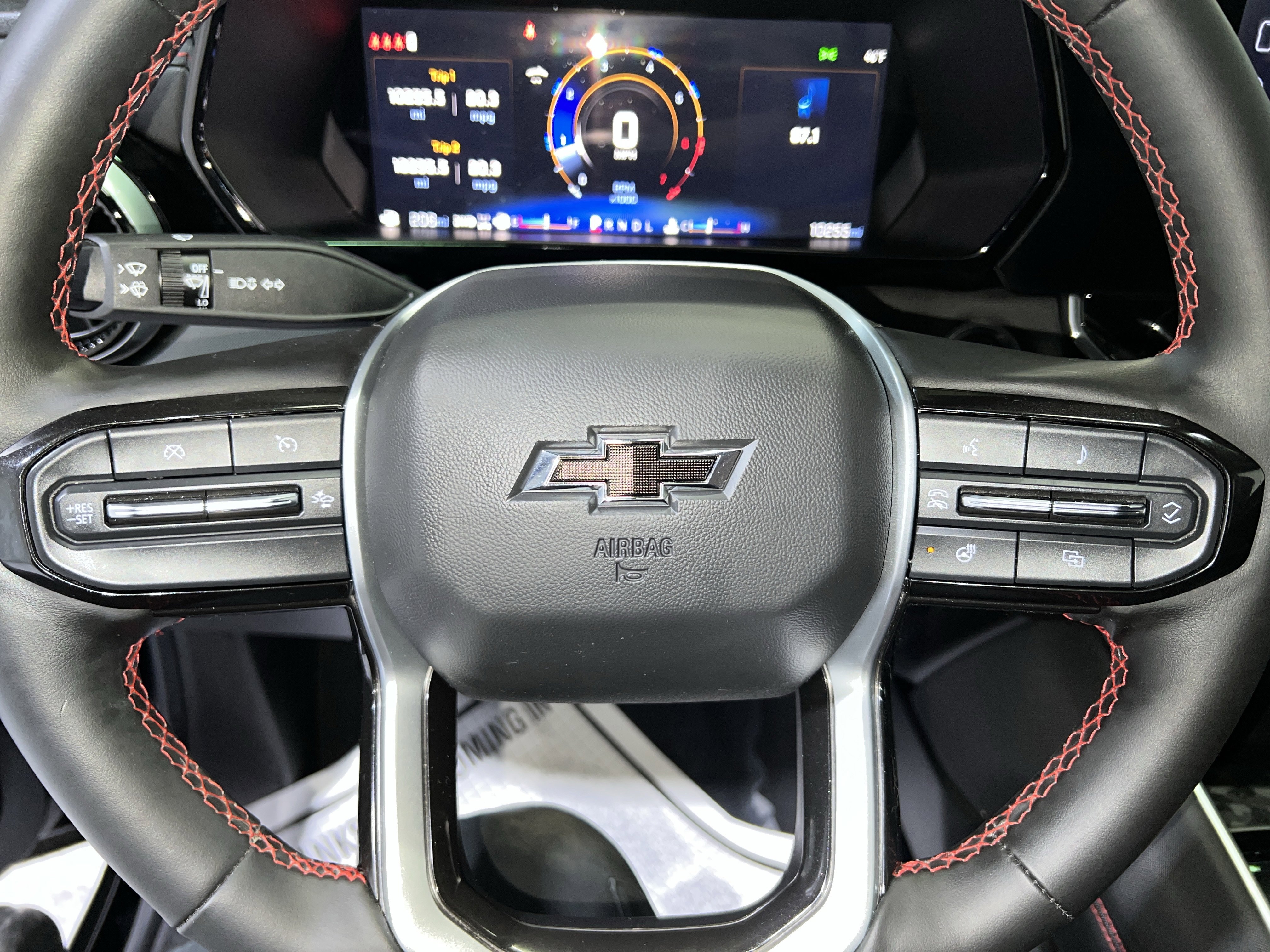 Used 2024 Chevrolet Colorado Z71 w/ Z71 Convenience Package 2 image 23